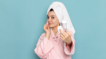 بهترین پاک‌کننده آرایش مخصوص پوست چرب | راهنمای خرید و مقایسه